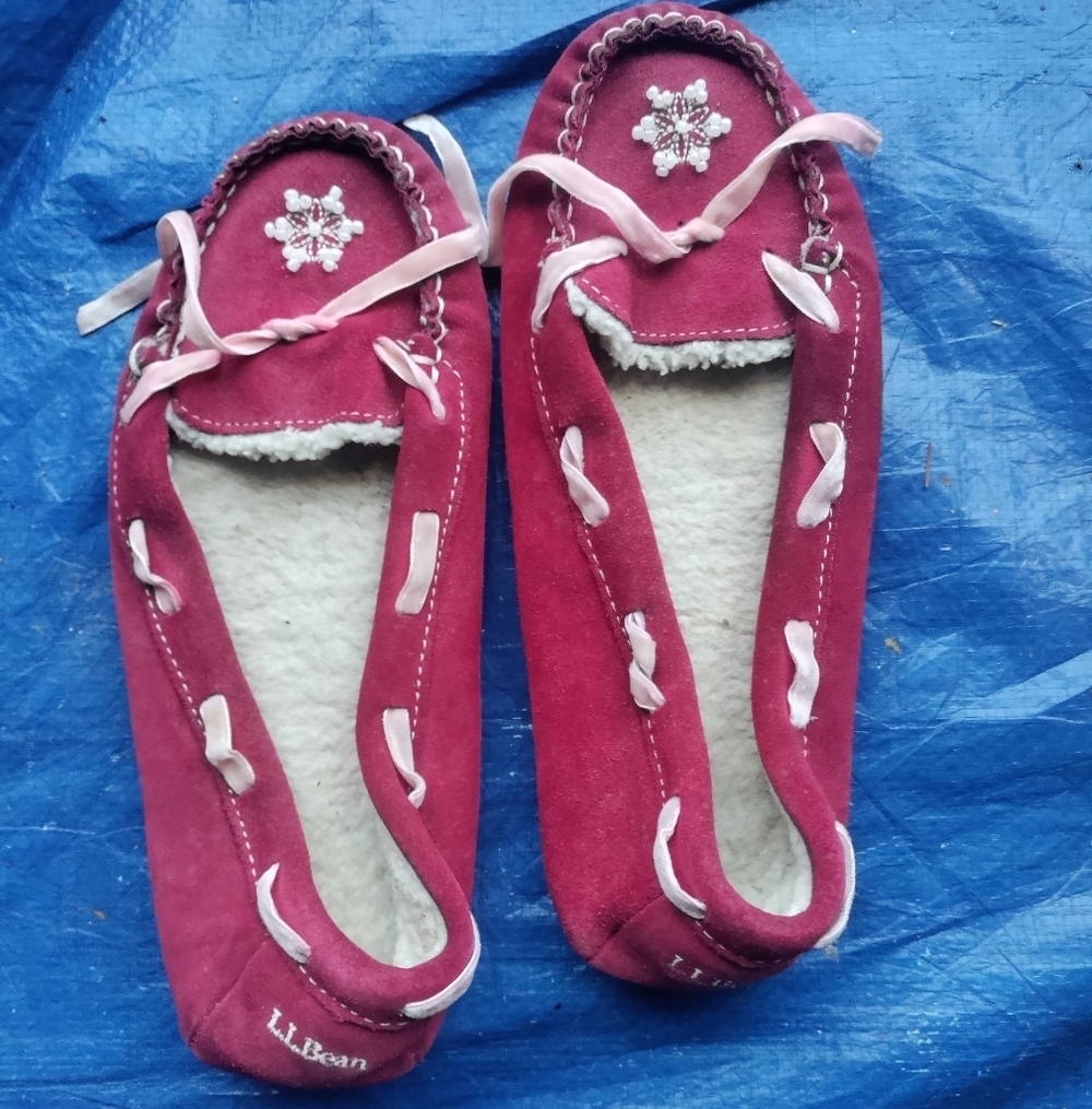 L.L. Bean Women's Moccasins with Embroidery